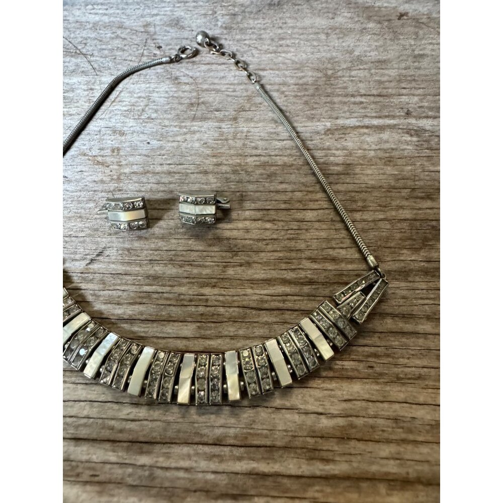 Vintage 1940s DOSO Demi Parure Necklace Earrings Set - Picture 13 of 16